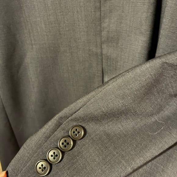 Jos. A. Bank Dark Grey Suit - Never Worn - New in bag with tags - Picture 10 of 13